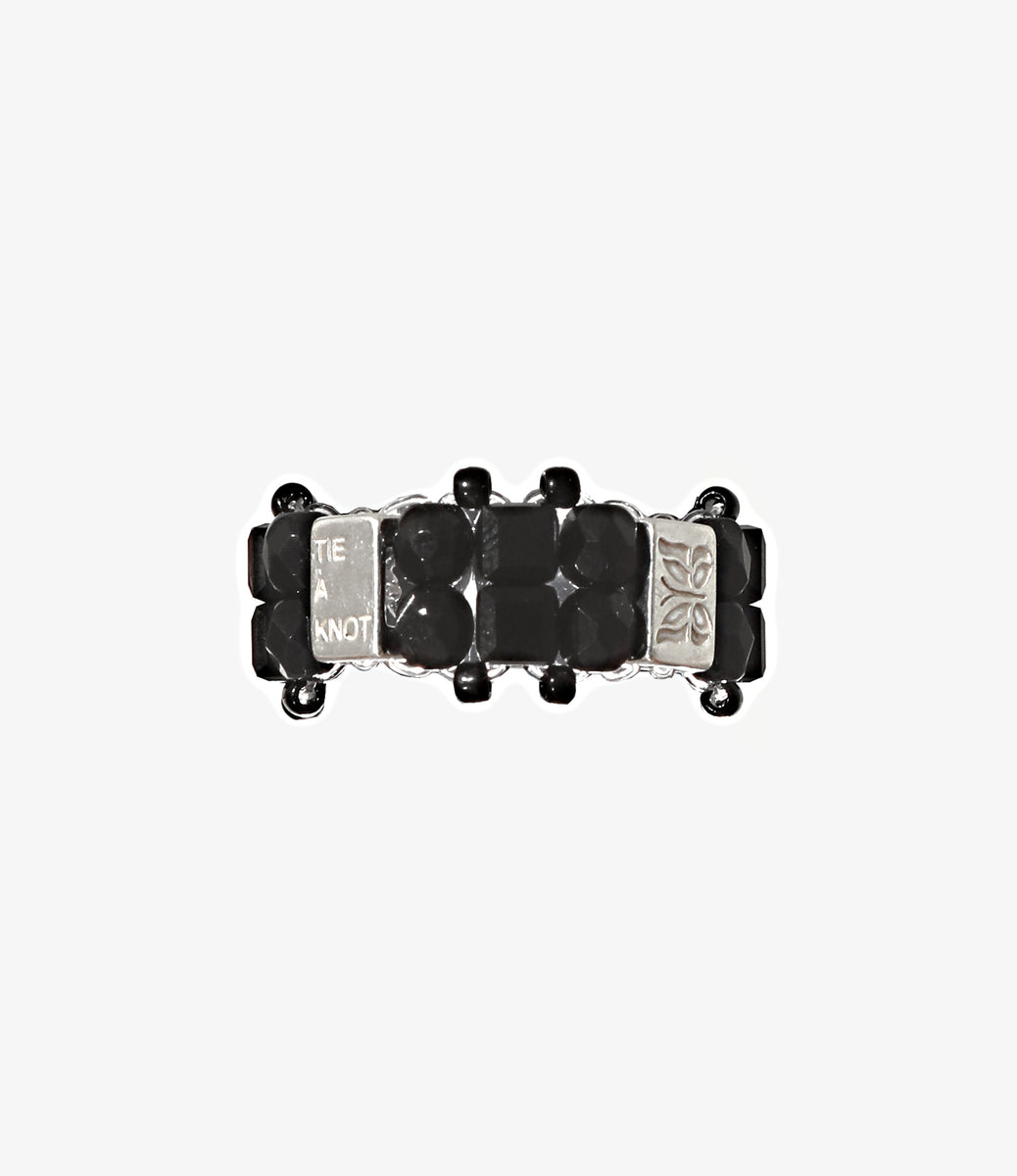 NEEDLES〉x〈TIE A KNOT〉Crystal Beads Double Row Ring – NEPENTHES