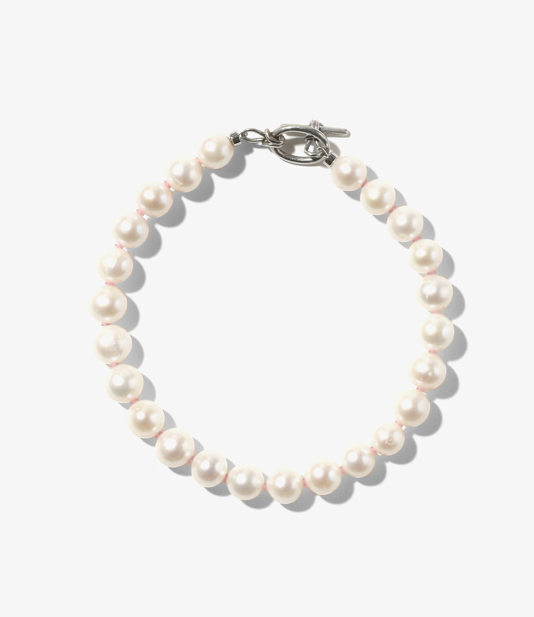 needles ニードルス ホワイトパール ブレスレット Bracelet - White Pearl – NEPENTHES ONLINE STORE