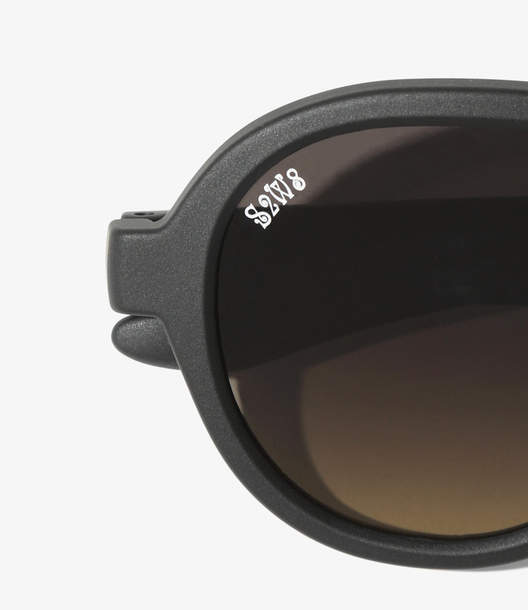 SOUTH2 WEST8〉x〈MEGANEROCK〉KOREMO Type 1 / Matte Black Frame