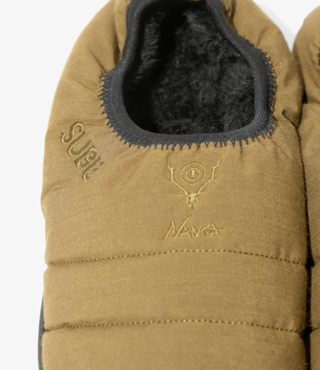 SOUTH2 WEST8〉x〈NANGA〉x〈SUBU〉Packable Shoes- HINOC – NEPENTHES