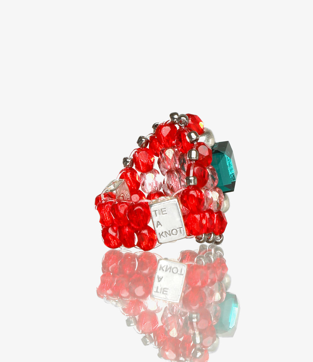 NEEDLES〉x〈TIE A KNOT〉Square Crystal Beads Ring – NEPENTHES