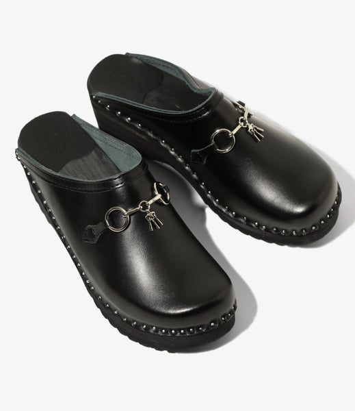 Swedish Clog - Tassel Bit / Smooth – NEPENTHES ONLINE STORE