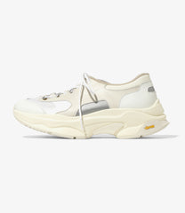 Gillie Sneakers