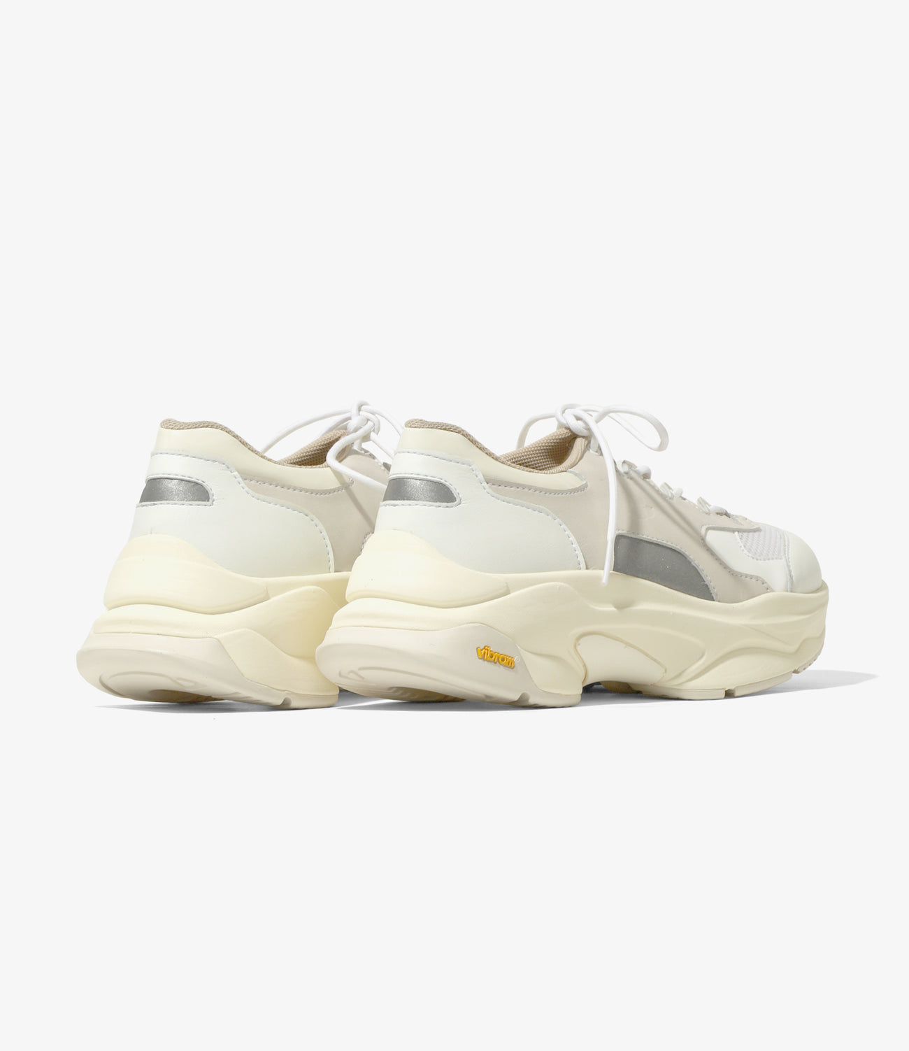 Gillie Sneakers