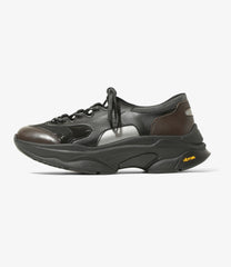 Gillie Sneakers