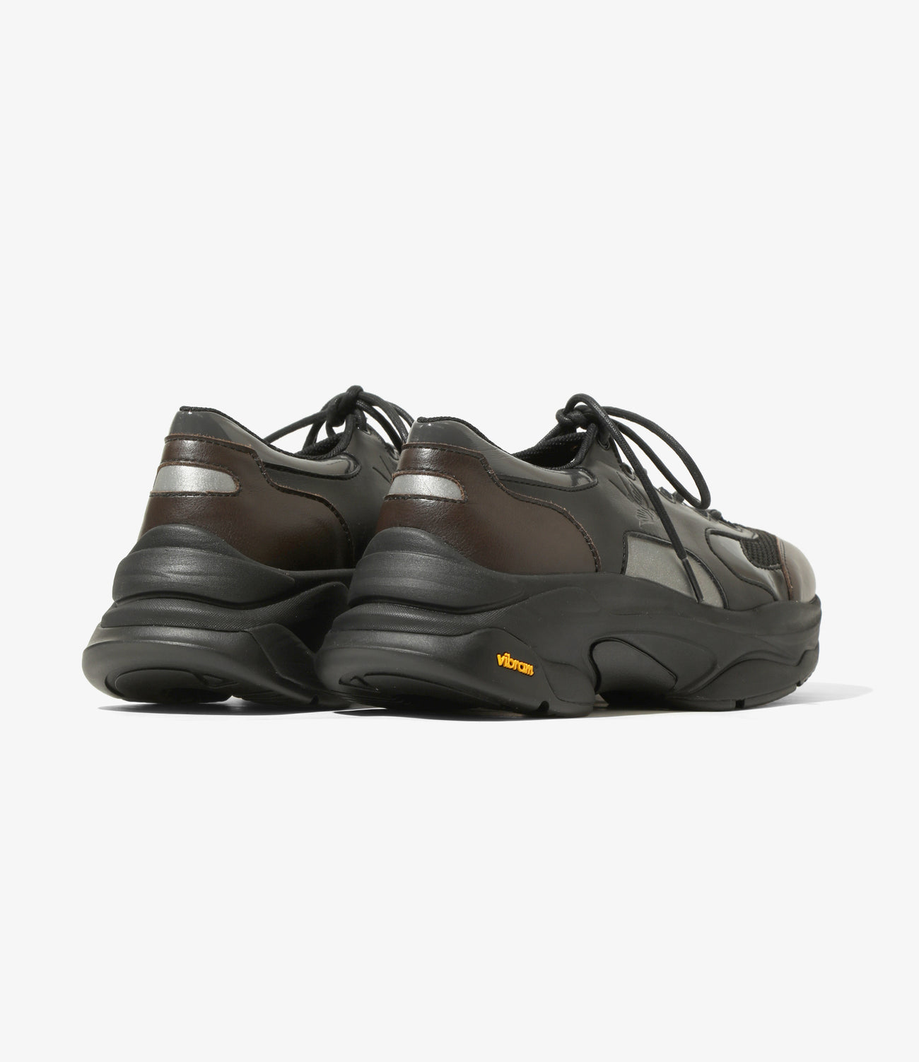Gillie Sneakers