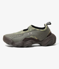 〈SOUTH2 WEST8 x 〈OAKLEY FACTORY TEAM〉Flesh Sandal
