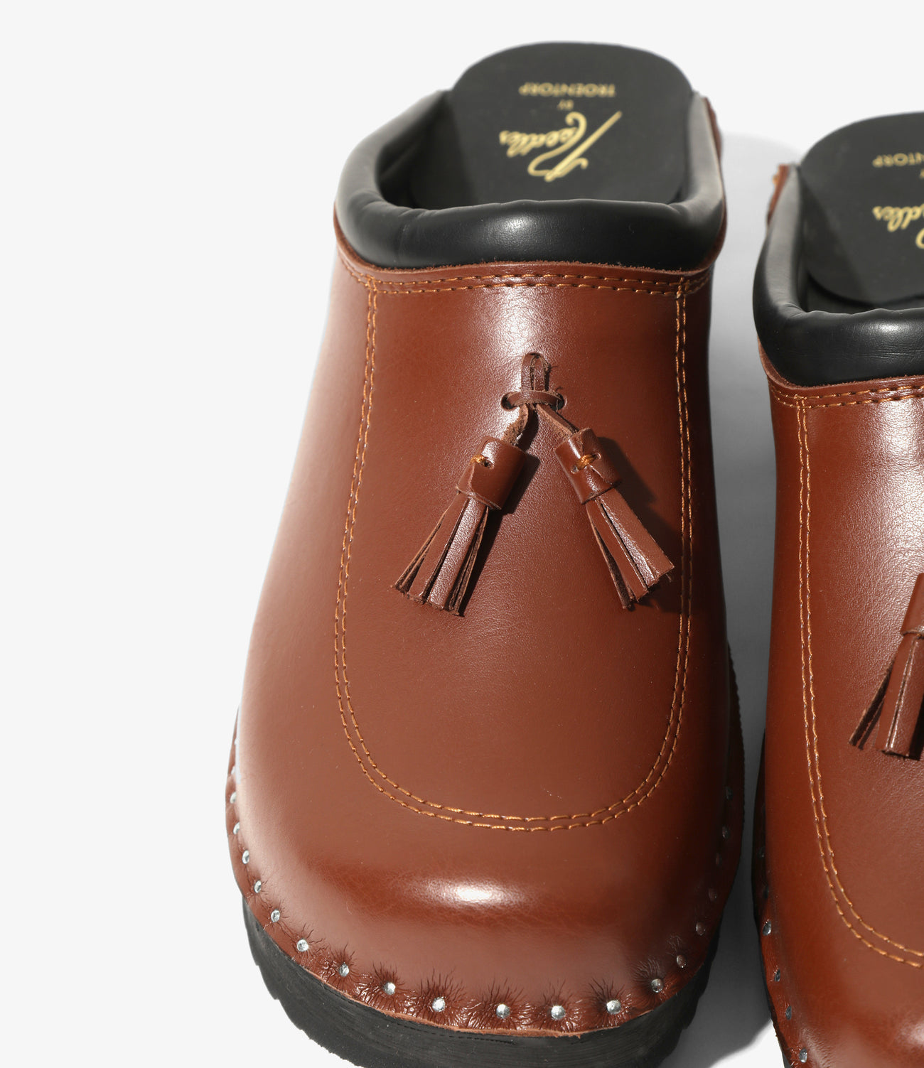 Swedish Clog - Tassel / Smooth – NEPENTHES ONLINE STORE