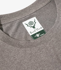 〈SOUTH2 WEST8〉x〈FOXFIRE〉L/S Round Pocket Tee - SCORON