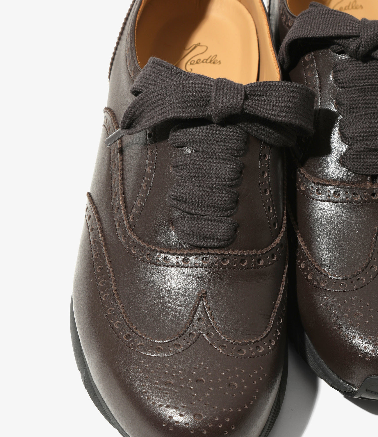 Wing Tip Shoes - Smooth Leather