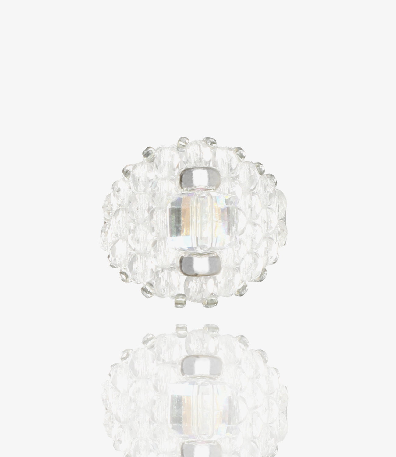 〈NEEDLES〉x〈TIE A KNOT〉Square Crystal Beads Ring