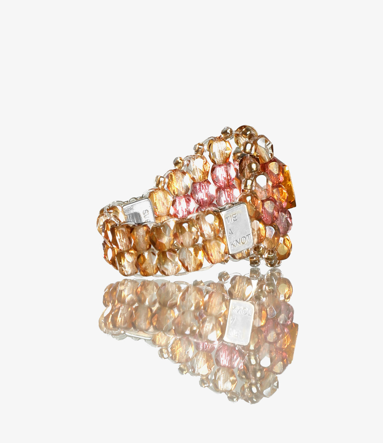 〈NEEDLES〉x〈TIE A KNOT〉Square Crystal Beads Ring