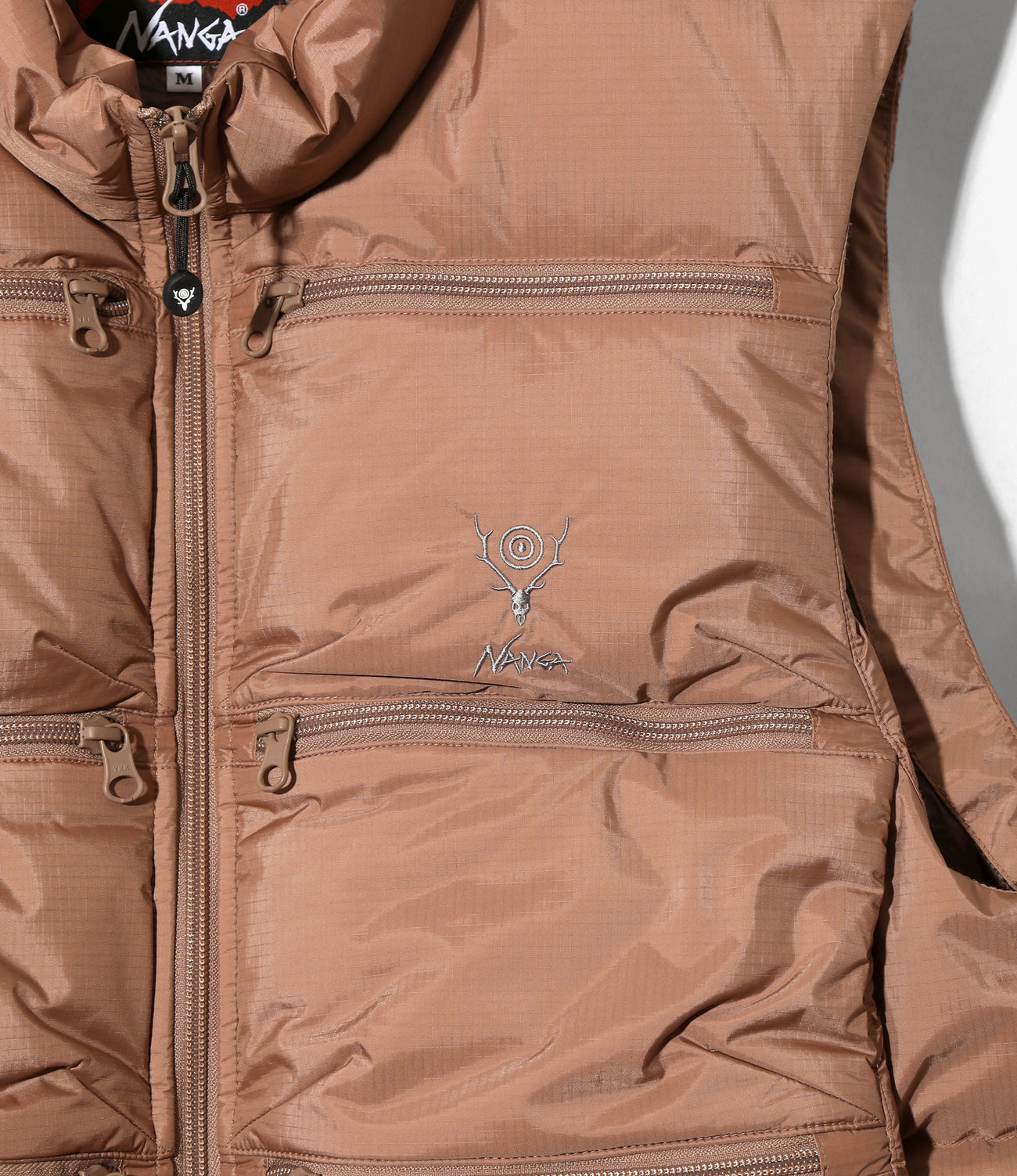 〈SOUTH2 WEST8〉x 〈NANGA〉Fishing Down Vest