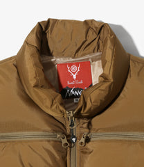 〈SOUTH2 WEST8〉x 〈NANGA〉Fishing Down Vest