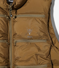 〈SOUTH2 WEST8〉x 〈NANGA〉Fishing Down Vest